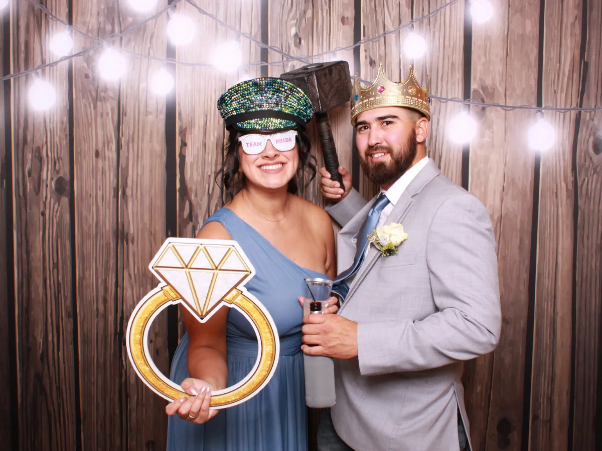 Denver Photo Booth Rental – CaptureME Photo Booth