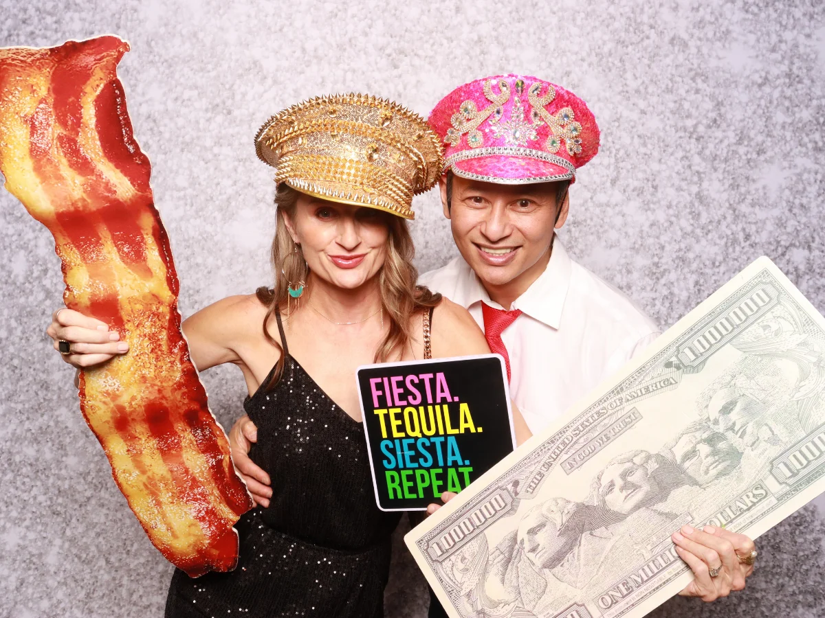 Denver Photo Booth Rental – CaptureME Photo Booth
