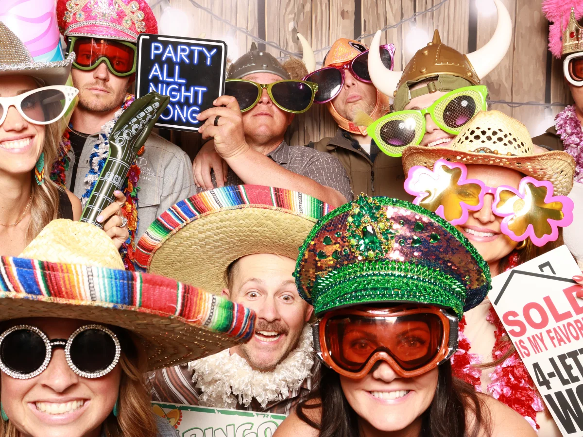 Loveland Photo Booth Rental – CaptureME Photo Booth