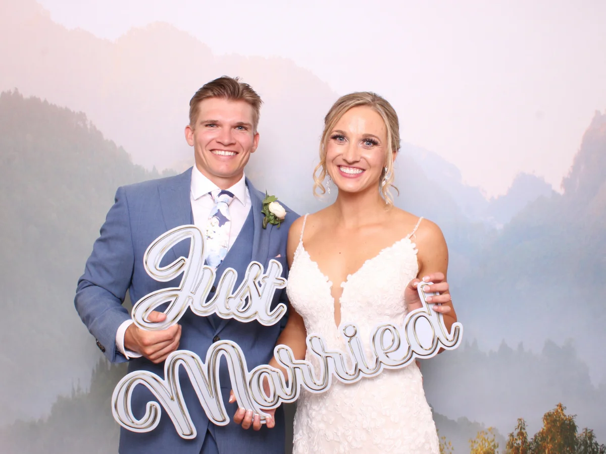 Windsor, CO Photo Booth Rental – CaptureME Photo Booth
